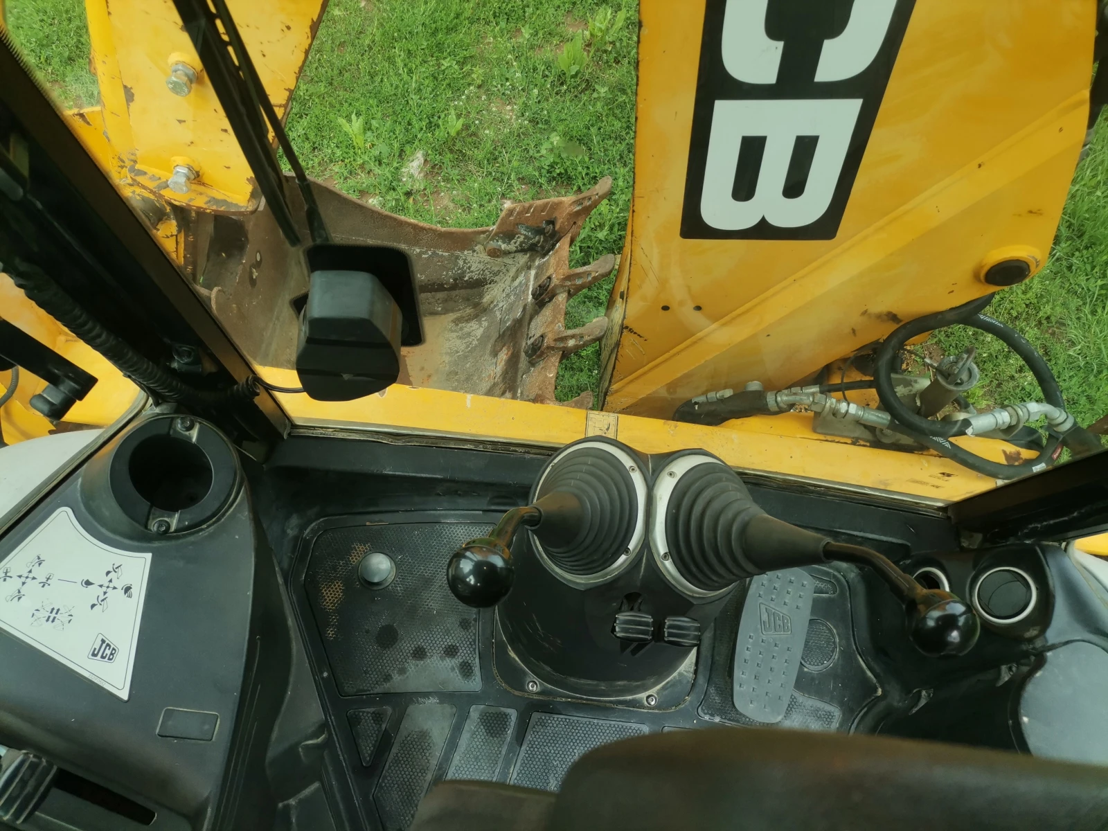 ����� JCB 3CX | Mobile.bg � ����������� 12