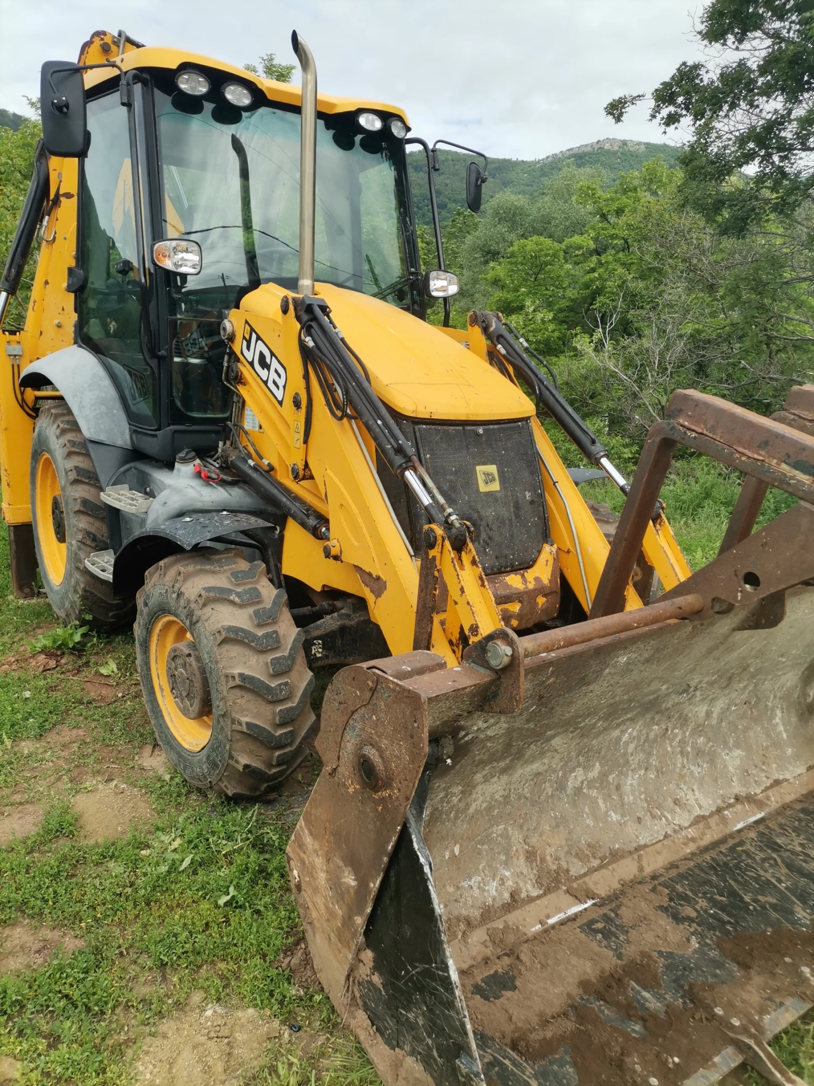 Багер JCB 3CX - изображение 4