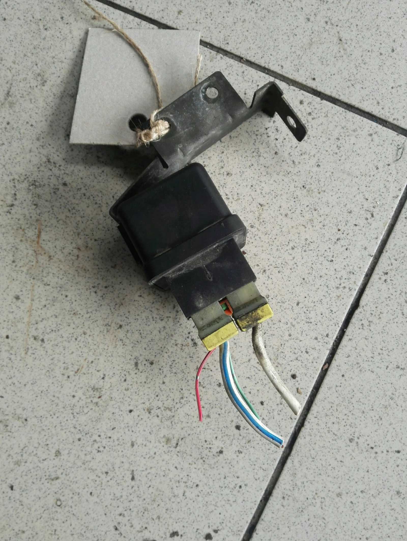 ���� ������� ����� ������ 2.7��� (6) | Mobile.bg � ����������� 1