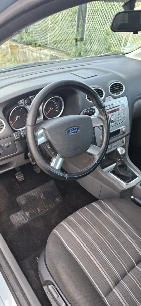 Ford Focus 1.6 TDCI 110к.с обслужен на 165000км, снимка 5