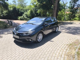Toyota Auris, снимка 10