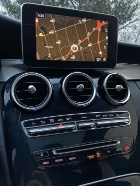 Mercedes-Benz C 300 4MATIC * CARFAX * ФИКСИРАНА ЦЕНА ДО БГ * , снимка 13