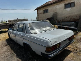 Mercedes-Benz 240, снимка 4