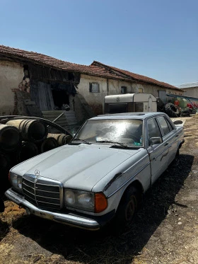 Mercedes-Benz 240, снимка 1