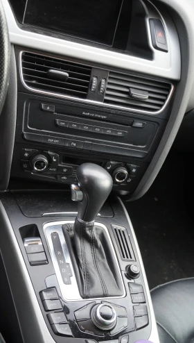 Audi A4 B8 Quattro * Сменени вериги* , снимка 12