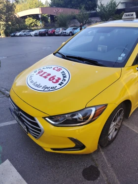 ������ Hyundai Elantra