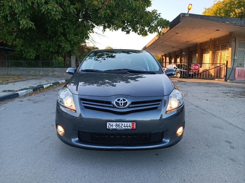 Toyota Auris 1.8i-147кс-ШВЕЙЦАРИЯ-РЪЧКА-6ск-FACELIFT, снимка 1 - Автомобили и джипове - 47382447