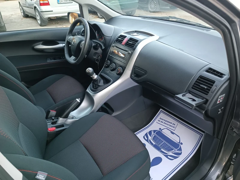 Toyota Auris 1.8i-147кс-ШВЕЙЦАРИЯ-РЪЧКА-6ск-FACELIFT, снимка 12 - Автомобили и джипове - 47382447