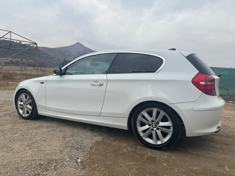 BMW 120 2.0, снимка 2 - Автомобили и джипове - 48957301