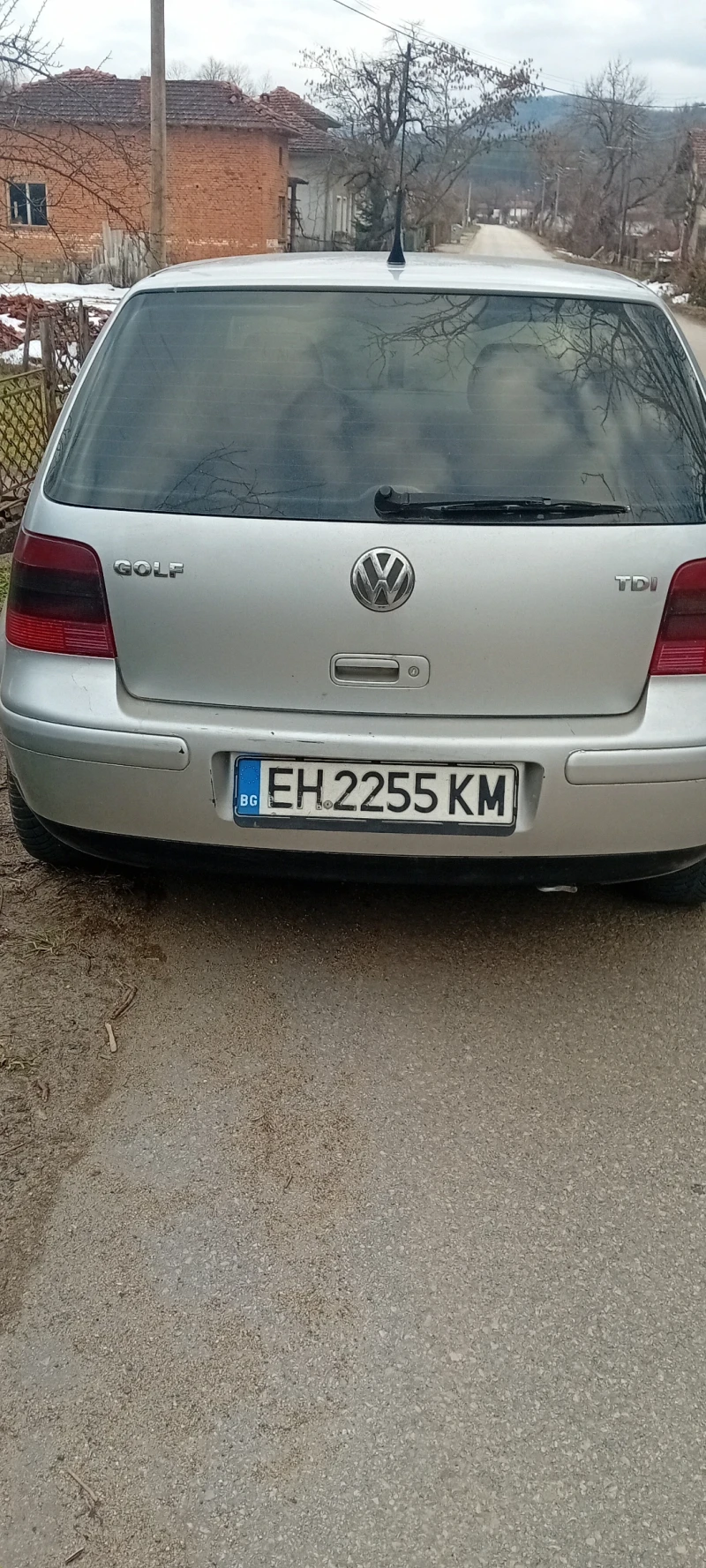 VW Golf  4, снимка 3 - Автомобили и джипове - 48996984