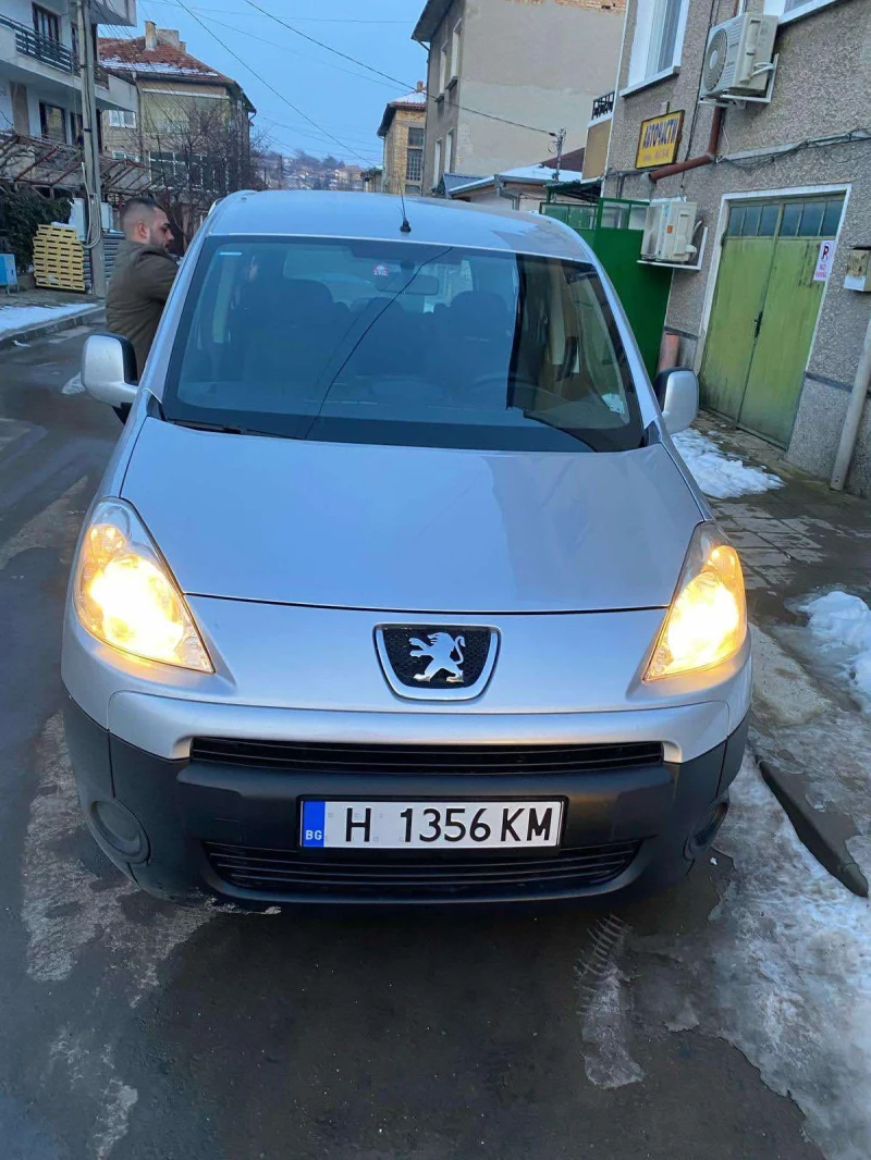 Peugeot Partner, снимка 1 - Автомобили и джипове - 49504779