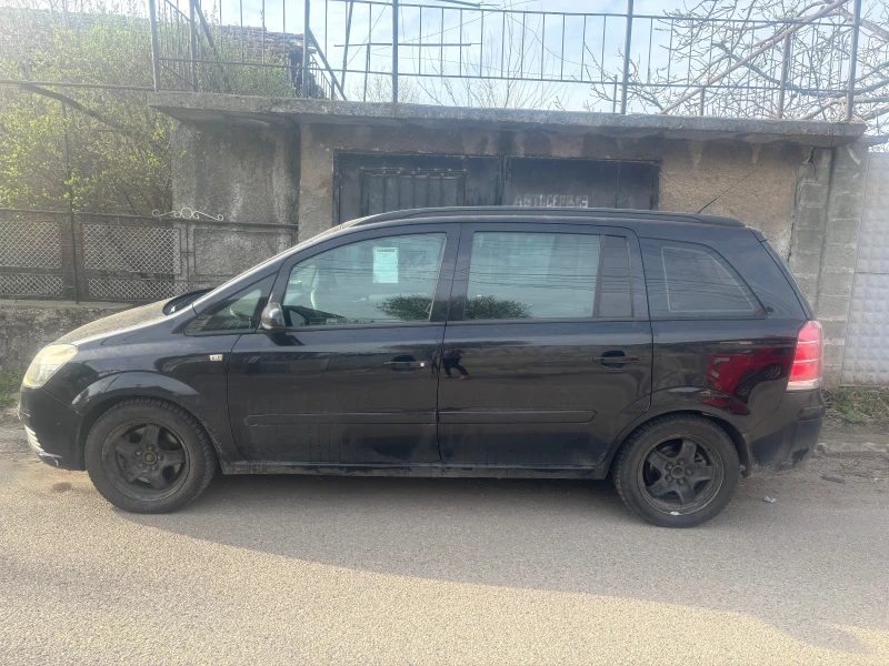 Opel Zafira 1.9, снимка 3 - Автомобили и джипове - 49512300