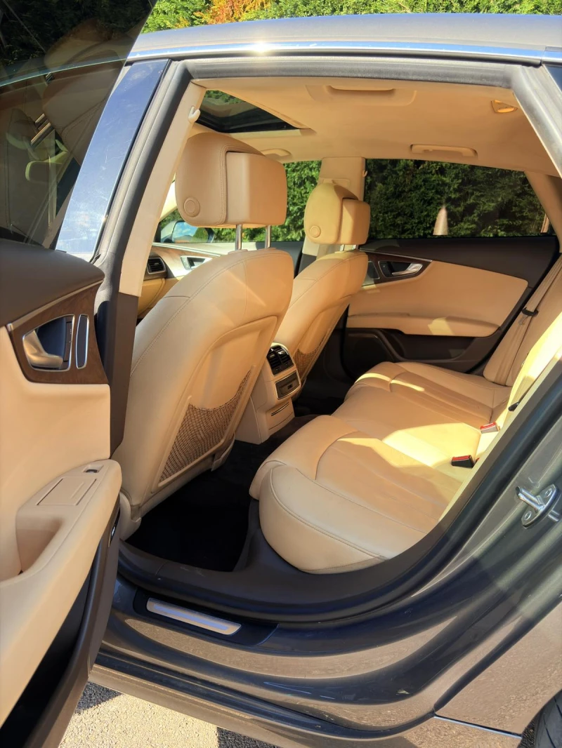 Audi A7, снимка 12 - Автомобили и джипове - 52596796