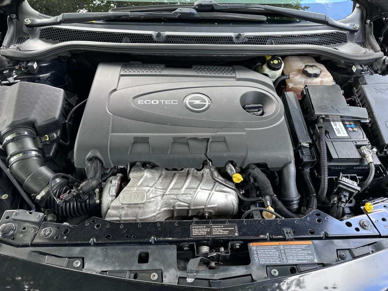 Opel Astra 2.0CDTI - КЛИМАТРОНИК, снимка 16 - Автомобили и джипове - 50263992