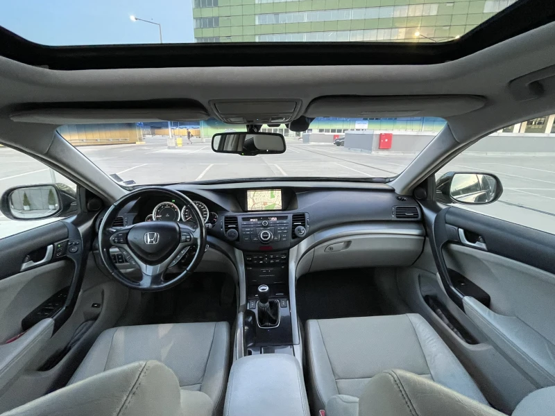 Honda Accord 2.2 i-Dtec, снимка 6 - Автомобили и джипове - 52264000