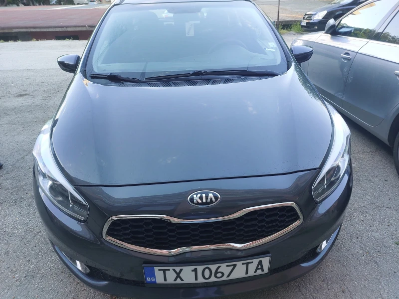 Kia Ceed Spotswagon, 1.6 crdi, снимка 8 - Автомобили и джипове - 52297264