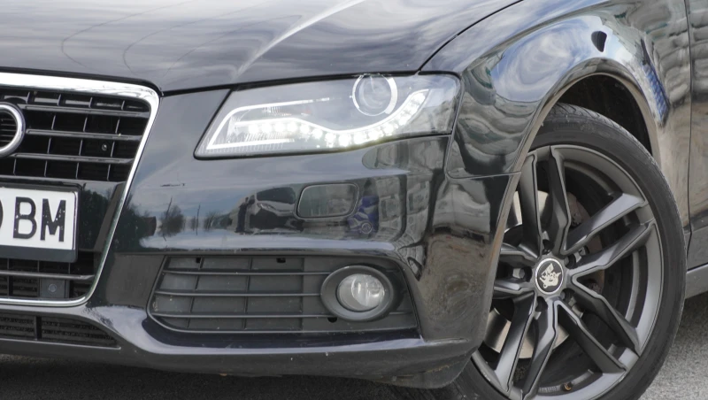 Audi A4 B8 Quattro * Сменени вериги* , снимка 2 - Автомобили и джипове - 52527403