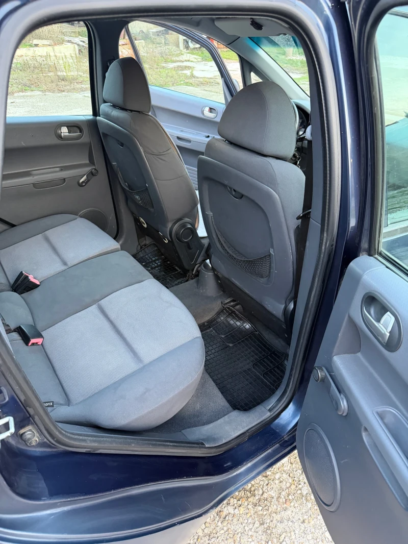 Mitsubishi Colt 1.1i, снимка 11 - Автомобили и джипове - 52630970