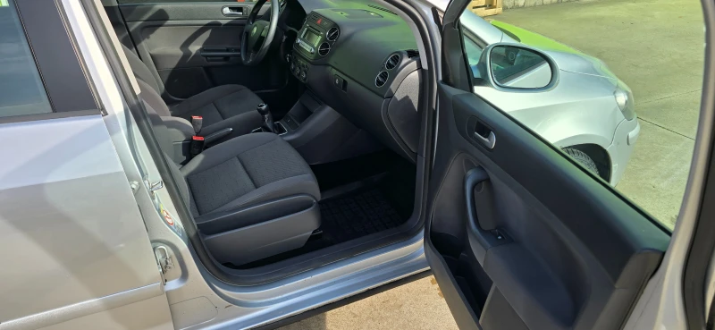 VW Golf Plus, снимка 9 - Автомобили и джипове - 52651639