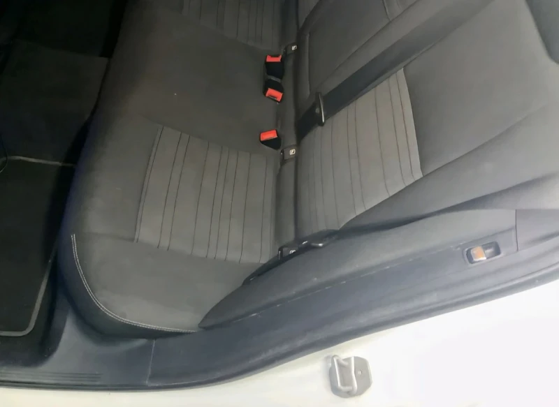 Mercedes-Benz C 180 CDI* РЪЧКА* КОМБИ* EURO6* , снимка 14 - Автомобили и джипове - 52727327