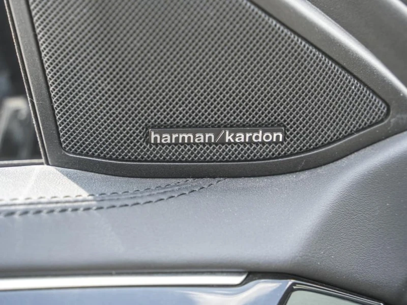 Mercedes-Benz E 400 * 4dr Sdn 4MATIC | Sun/Moonroof | ФИНАНСИРАНЕ, снимка 13 - Автомобили и джипове - 52727319