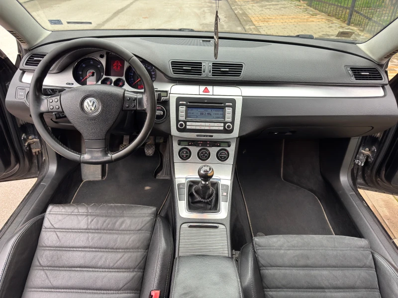 VW Passat 2.0TDI, снимка 8 - Автомобили и джипове - 52791253