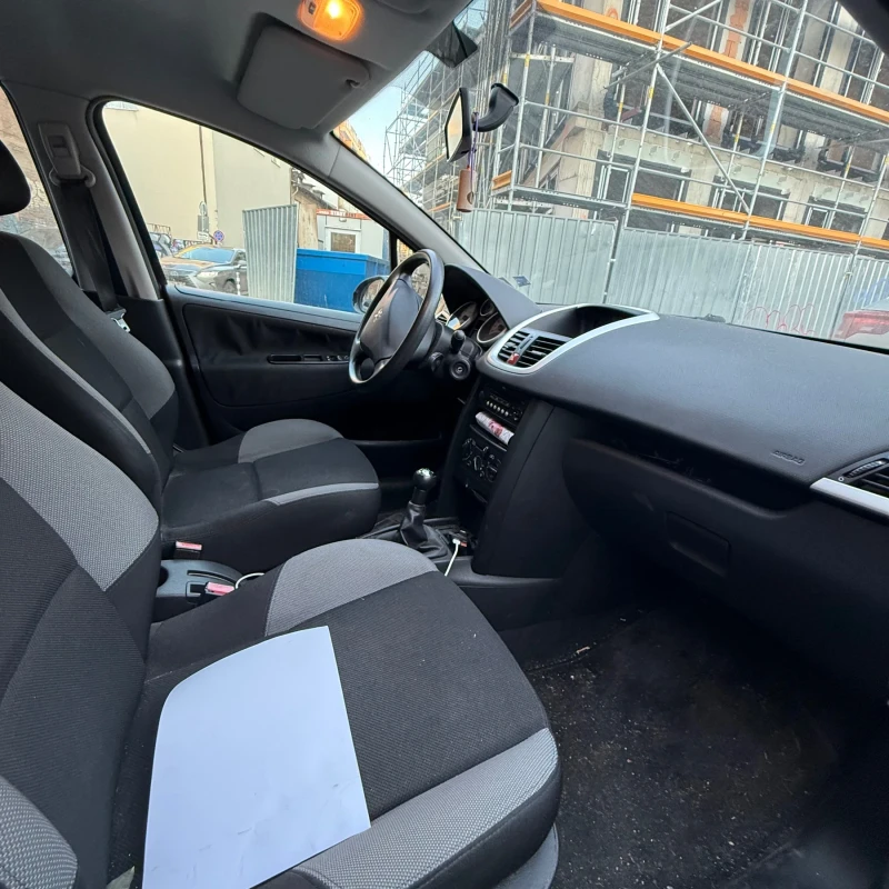 Peugeot 207, снимка 4 - Автомобили и джипове - 53197359