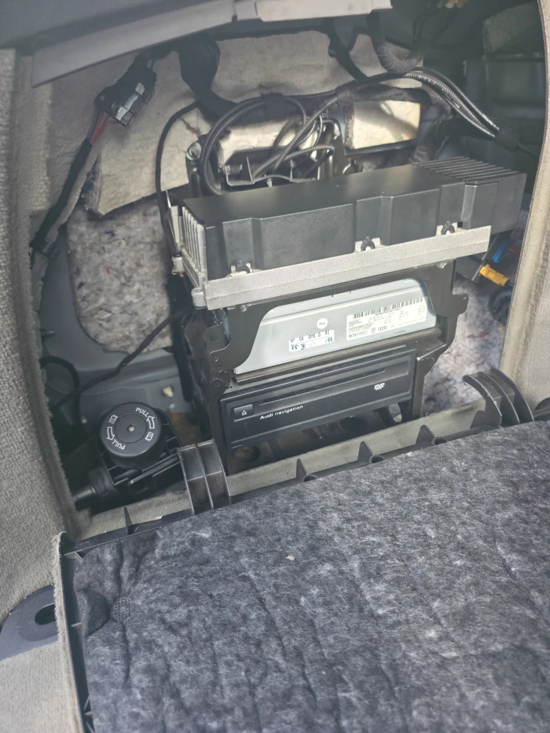 Audi A6 C6 4F 3.0 TDI BMK, снимка 15 - Автомобили и джипове - 53277411