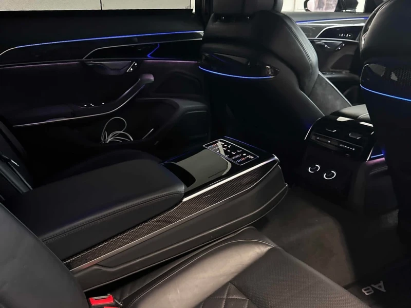 Audi S8 4.0 TFSI QUATTRO * МАСАЖИ* ДИСТРОНИК* ОБДУХВАНЕ* , снимка 15 - Автомобили и джипове - 53405928