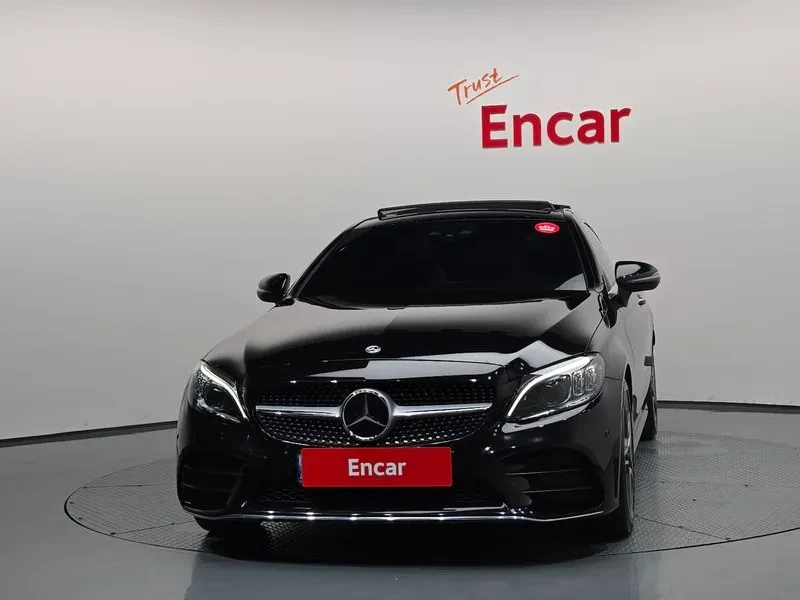 Mercedes-Benz C 200 Coupe, снимка 3 - Автомобили и джипове - 55783911