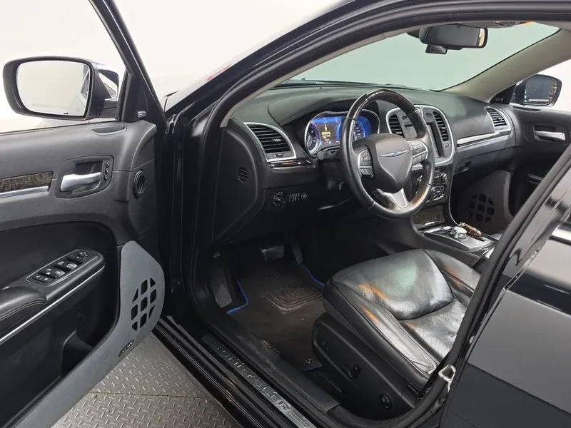 Chrysler 300c 3.6 AWD - ���� 30% ����� | Mobile.bg � ����������� 10