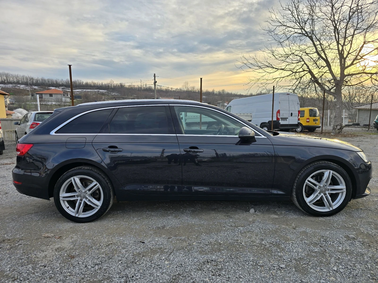 Audi A4 2.0 TDI 150 К.С. КОЖА / КСЕНОН / НАВИ / ЕВРО 6 - изображение 6