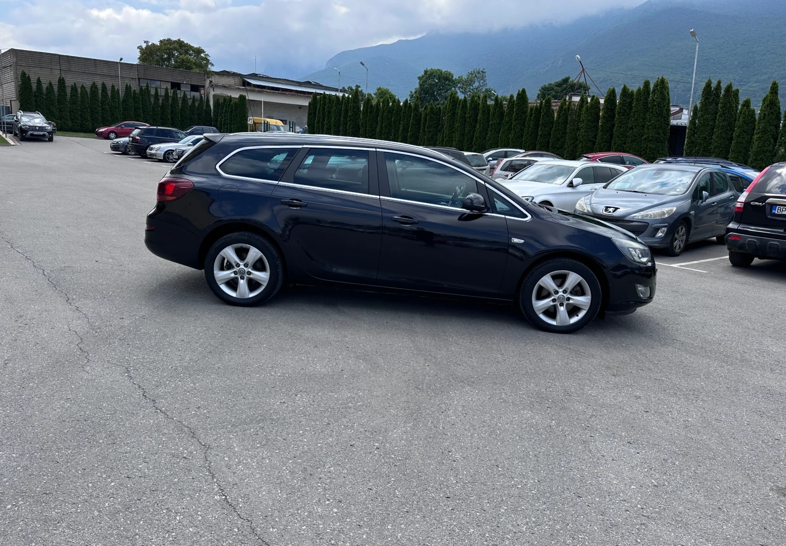 Opel Astra 2.0CDTI - КЛИМАТРОНИК - изображение 4