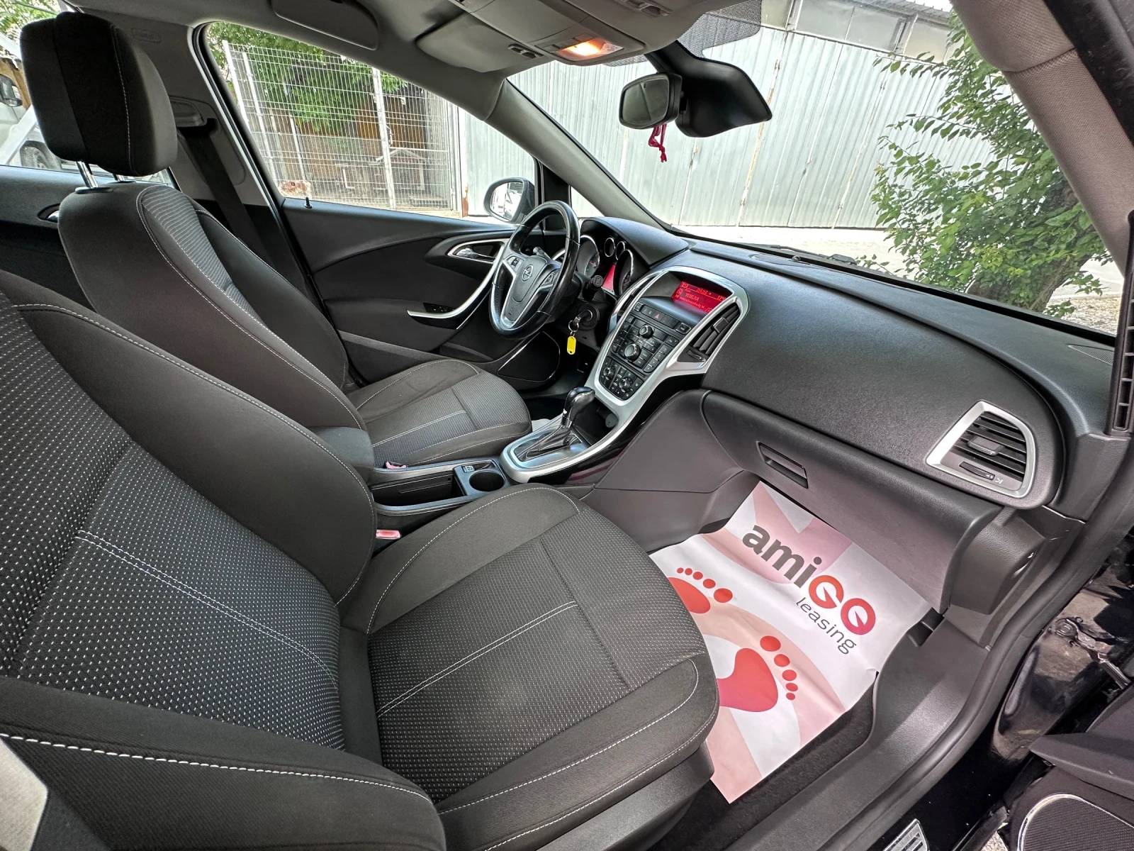 Opel Astra 2.0CDTI - КЛИМАТРОНИК - изображение 10