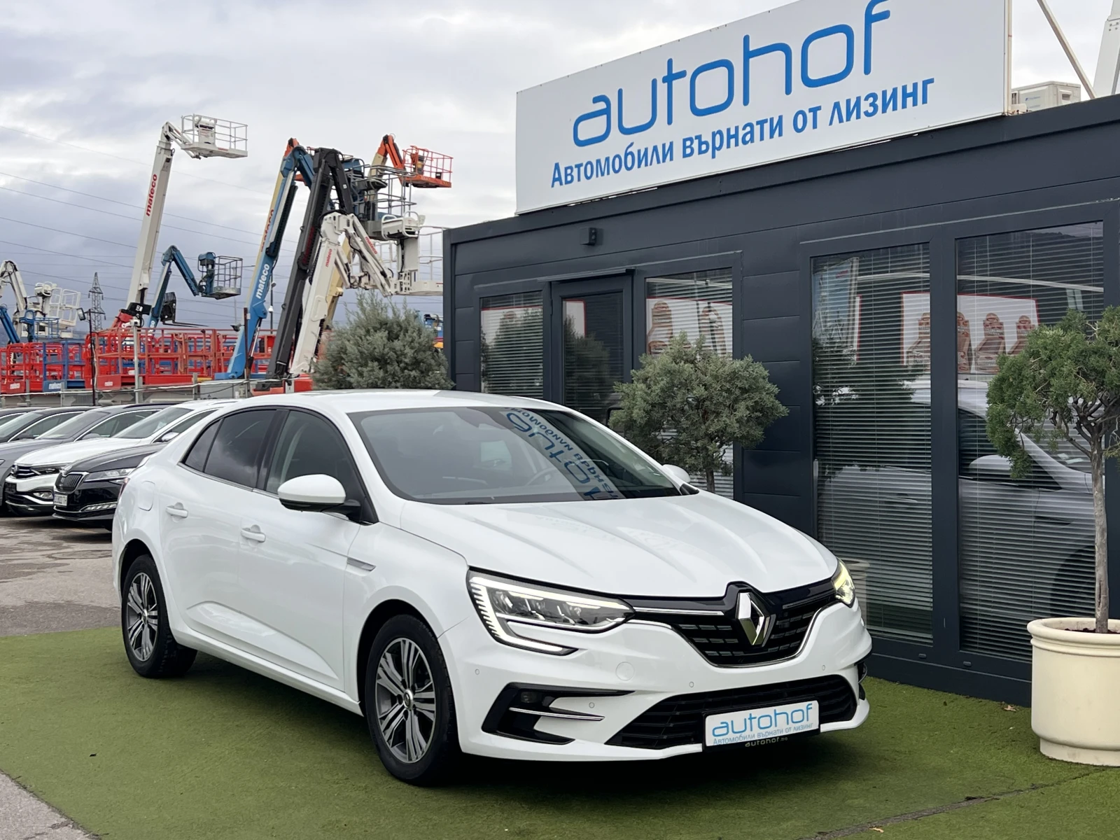 Renault Megane INTENS/1.5DCI/115K.C./7AT - изображение 6