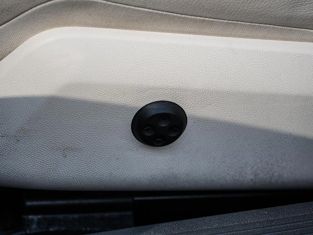 Mercedes-Benz E 400 * 4dr Sdn 4MATIC | Sun/Moonroof | ����������� | Mobile.bg � ����������� 15