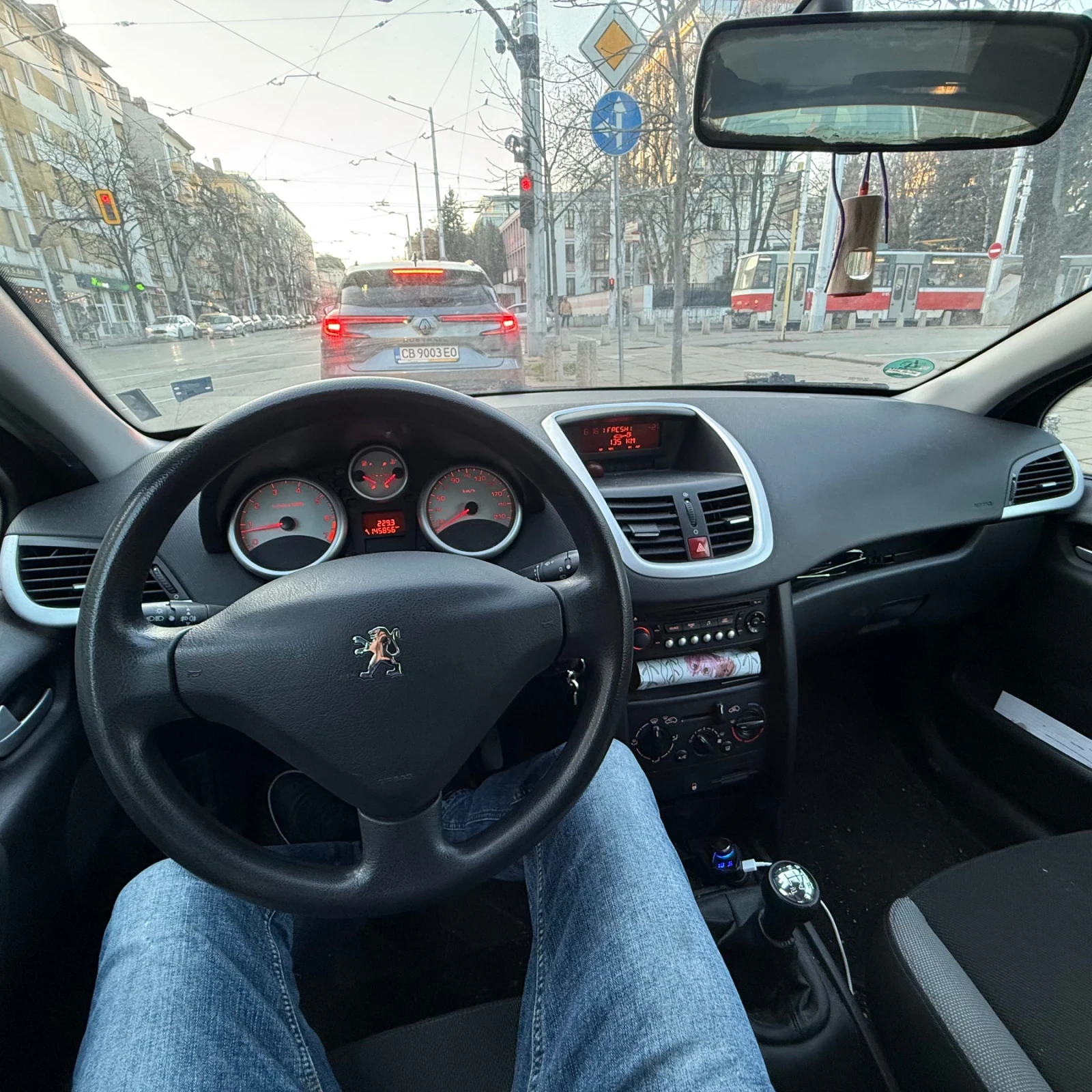 Peugeot 207  - изображение 10