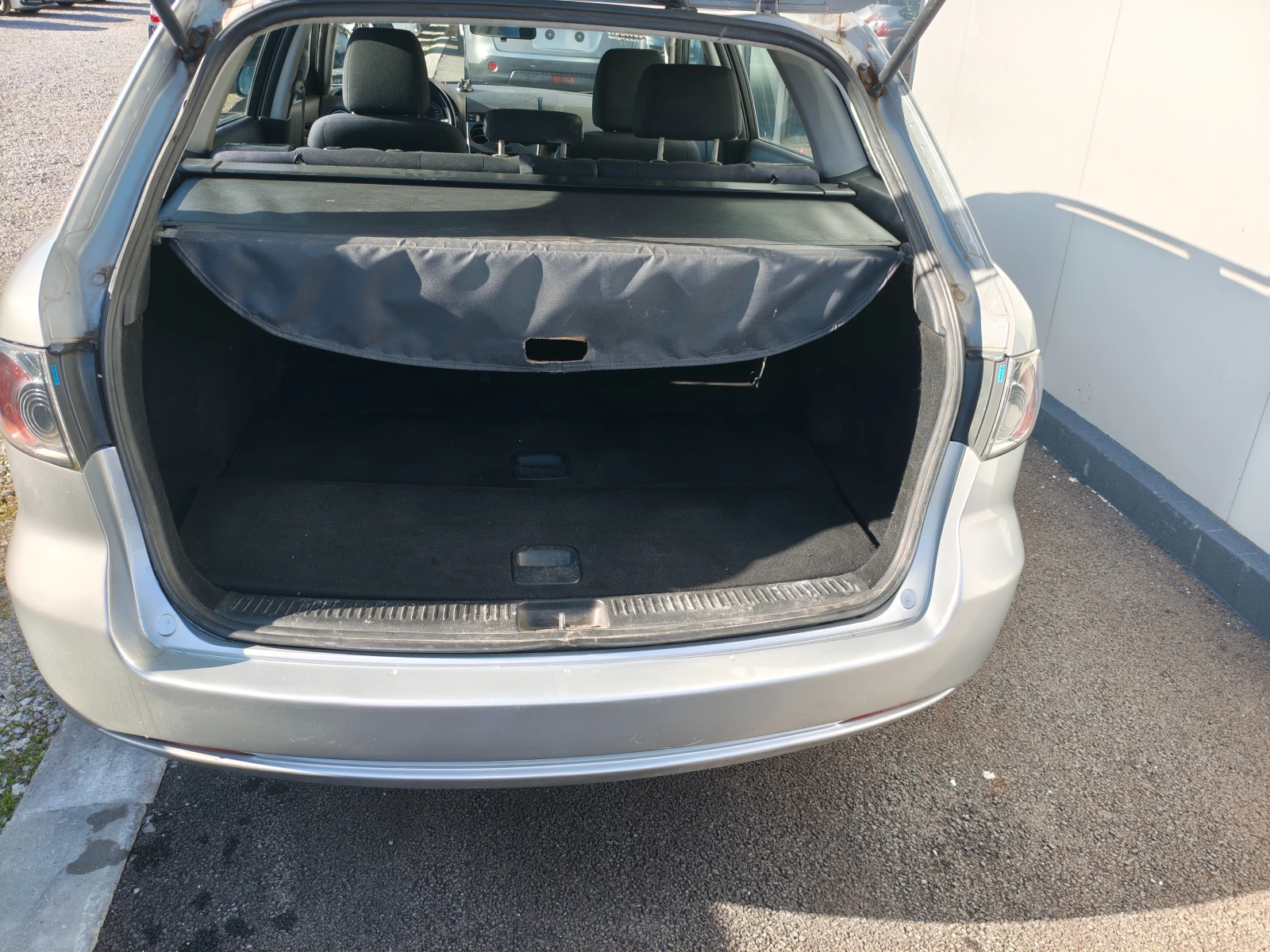 Mazda 6 2.0, снимка 6 - Автомобили и джипове - 53801699