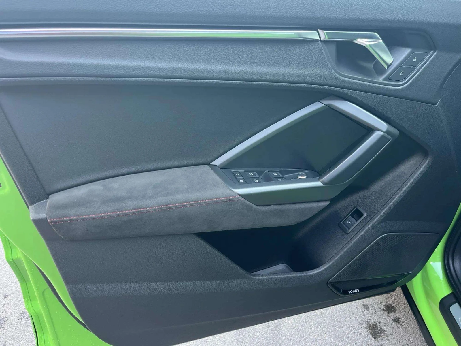 Audi RSQ3 Sportback, снимка 5 - Автомобили и джипове - 53976187