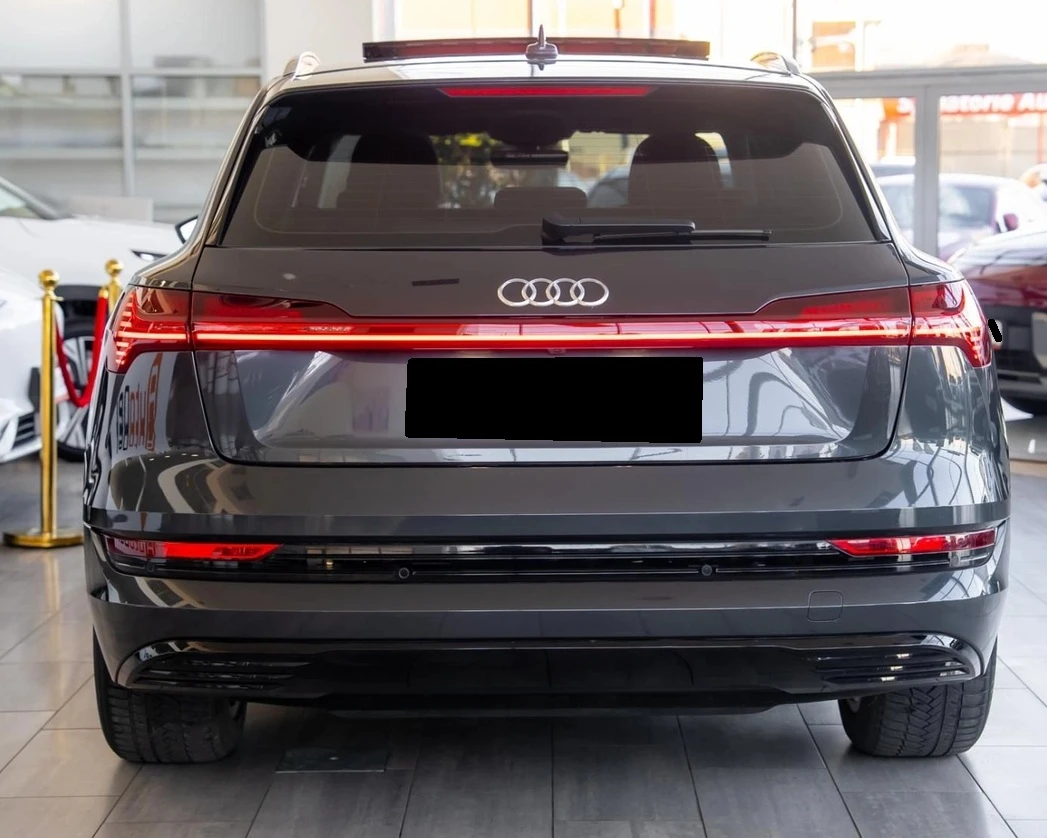 Audi E-Tron ETRSP Quatro, снимка 3 - Автомобили и джипове - 54037611
