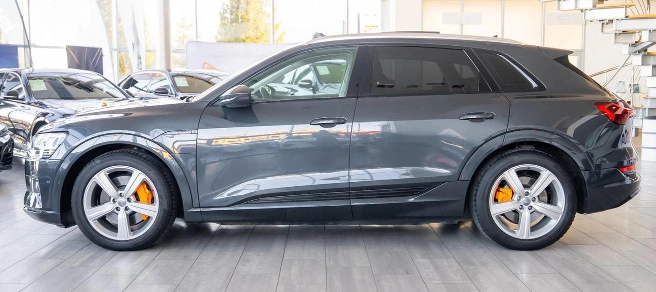 Audi E-Tron ETRSP Quatro, снимка 2 - Автомобили и джипове - 54037611