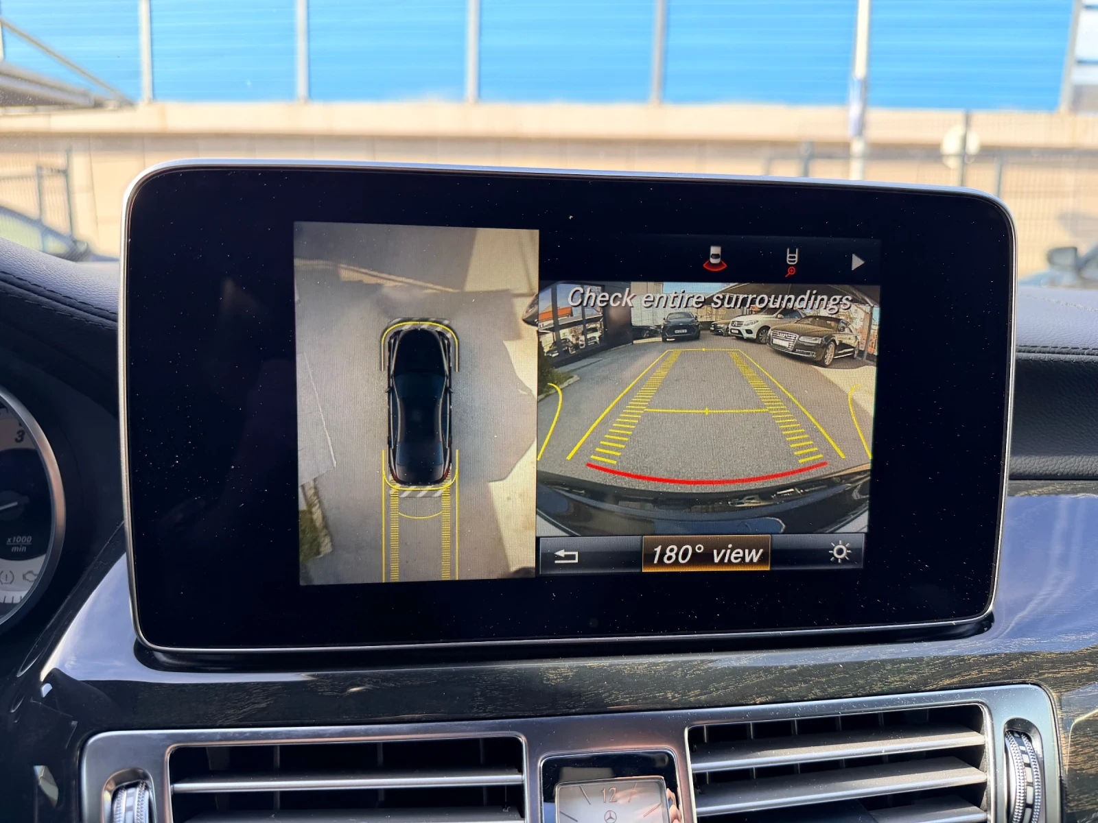 Mercedes-Benz CLS 350 d AMG Airmatic Facelift Distronic+ 360 H/Kardon, снимка 12 - Автомобили и джипове - 54111477