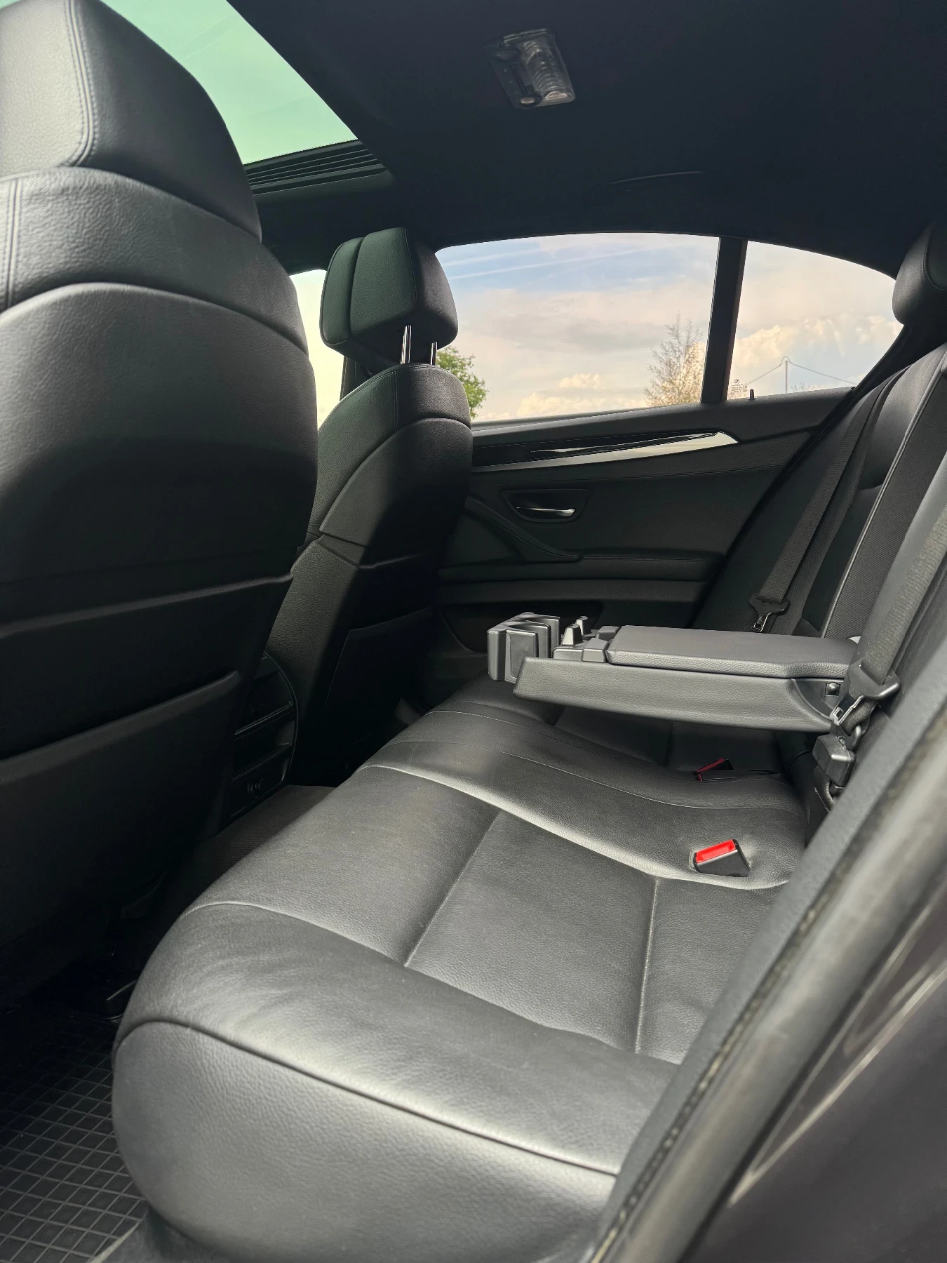 BMW 525 * 3.0d* 204к.с (M Sport package) , снимка 14 - Автомобили и джипове - 54365806