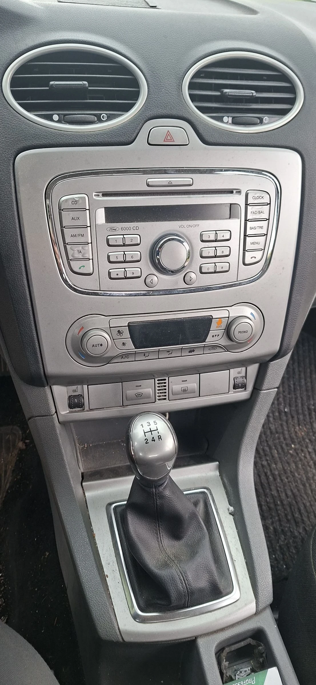 Ford Focus 1.6 TDCI 110к.с 194000, снимка 6 - Автомобили и джипове - 54380228