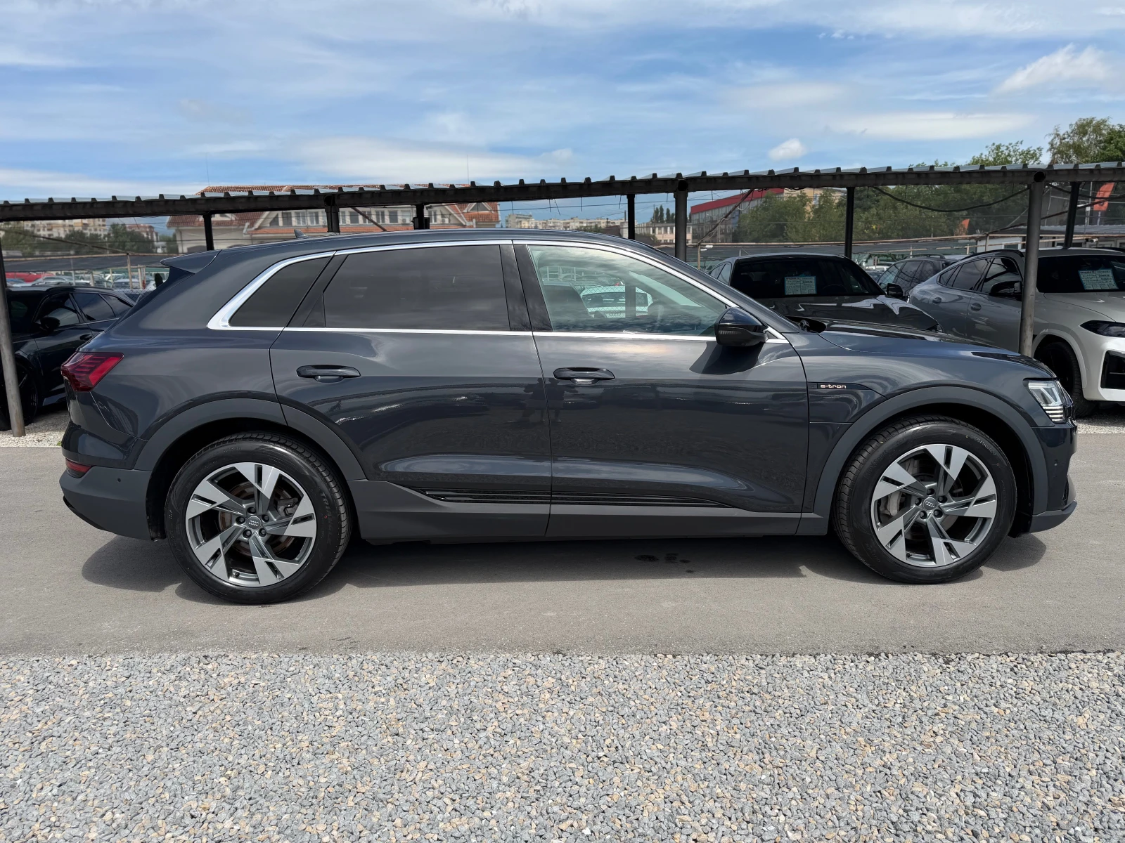 Audi E-Tron 55, 95kwh, Matrix, 360, head up, снимка 7 - Автомобили и джипове - 54930091