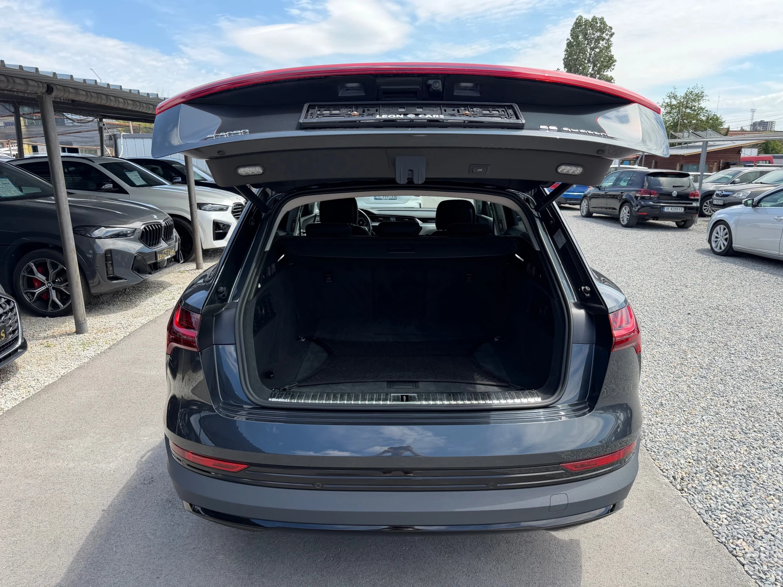 Audi E-Tron 55, 95kwh, Matrix, 360, head up, снимка 8 - Автомобили и джипове - 54930091