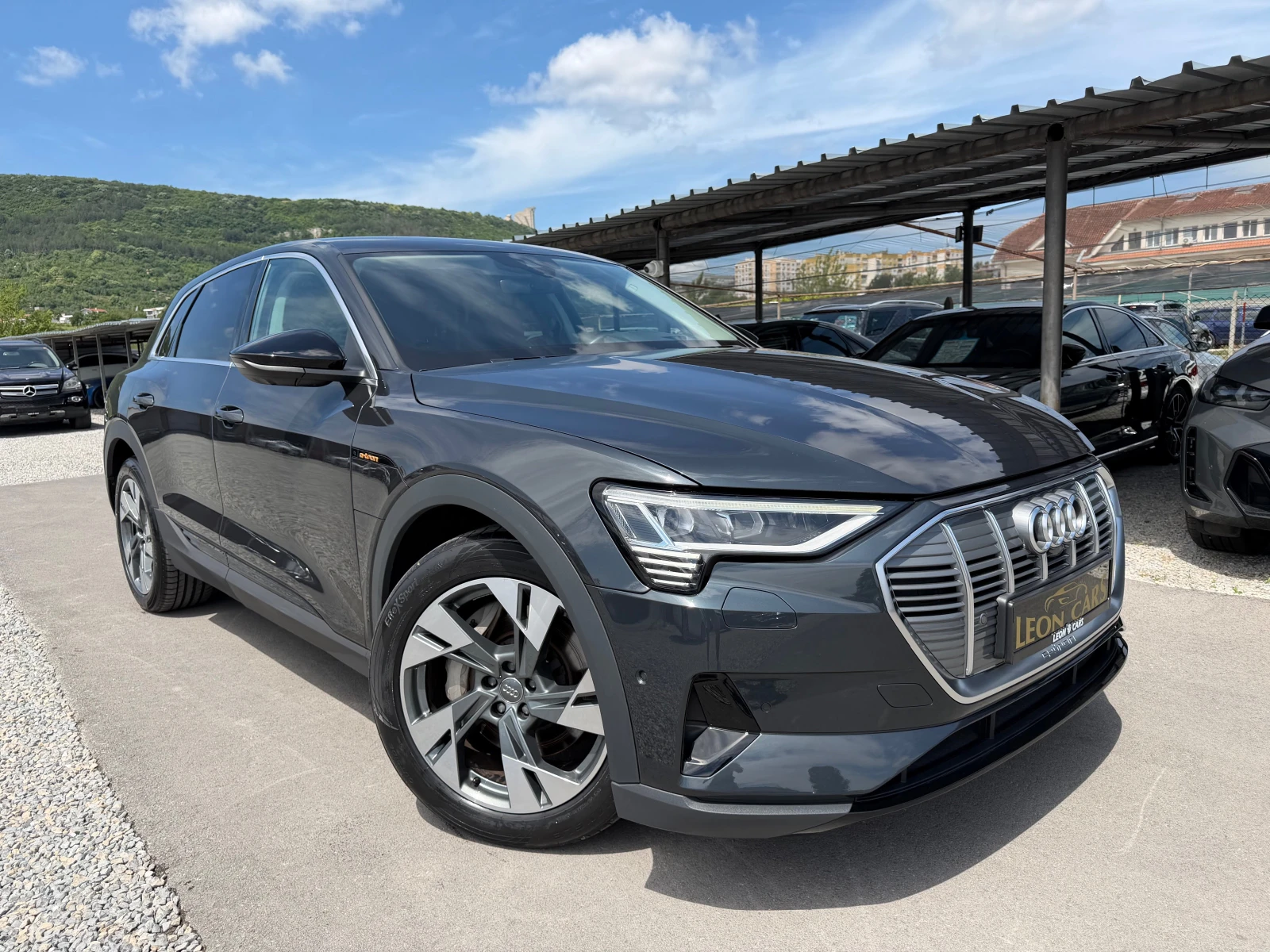 Audi E-Tron 55, 95kwh, Matrix, 360, head up, снимка 3 - Автомобили и джипове - 54930091