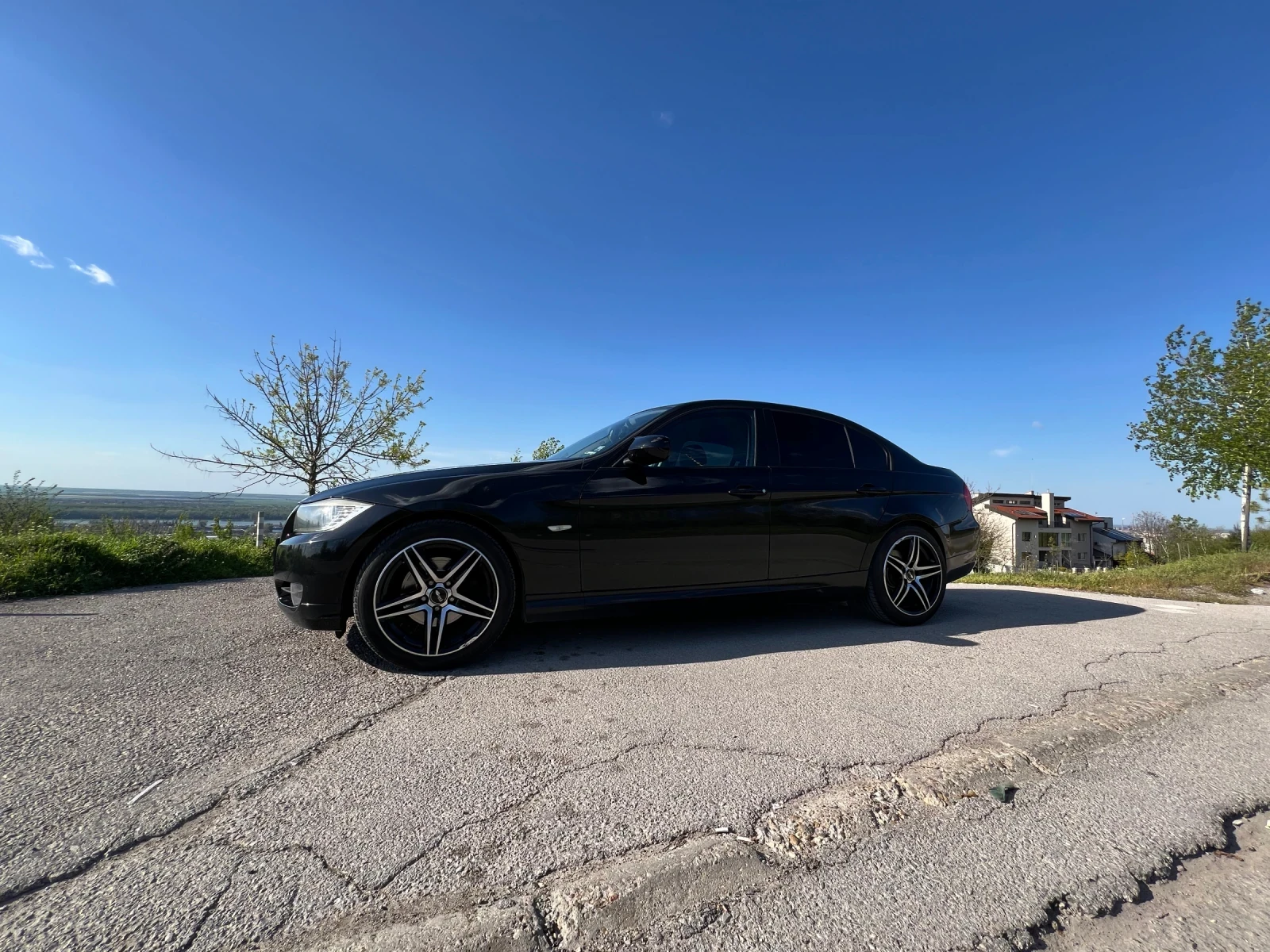 BMW 320 320 LCI, снимка 3 - Автомобили и джипове - 55154227