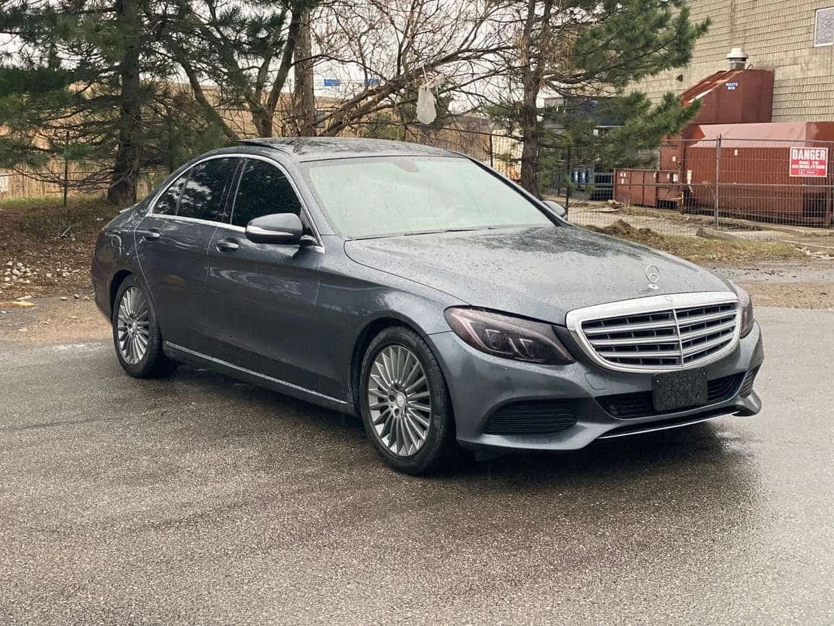 Mercedes-Benz C 300 4MATIC * CARFAX * ФИКСИРАНА ЦЕНА ДО БГ * , снимка 3 - Автомобили и джипове - 55189769
