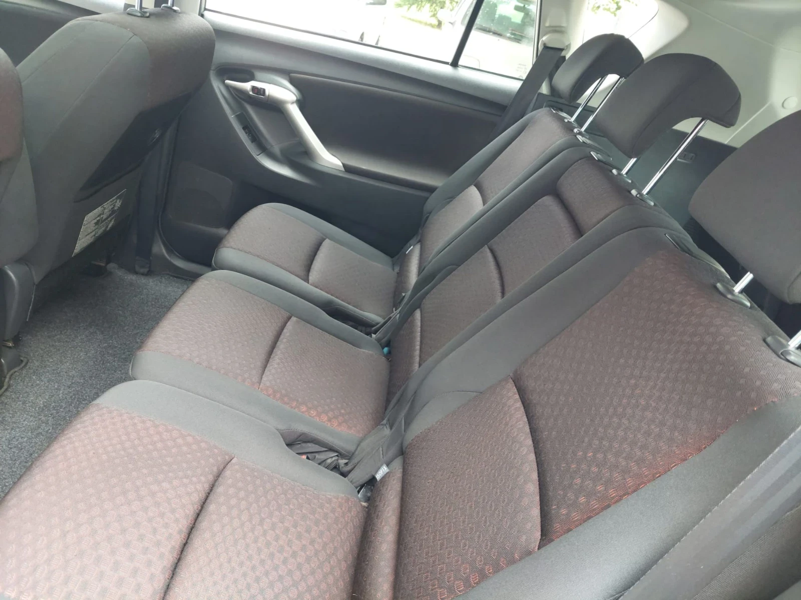 Toyota Verso 1.8i NAVI, КАМЕРА, ТОП!, снимка 11 - Автомобили и джипове - 55377694